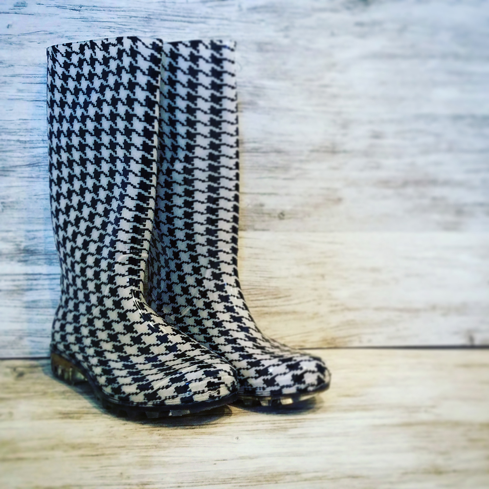13.5" Women's Rain Boots - HOUNDSTOOTH - CLOSEOUT